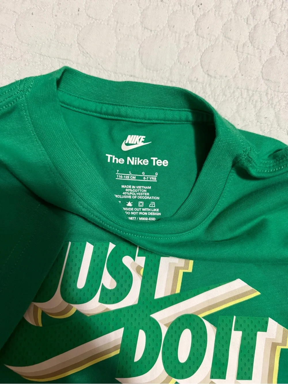 Nike Green 'Just Do It' Tee & Black 'Speed Light' Performance Tee